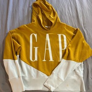 GAP Cropped Hoodie